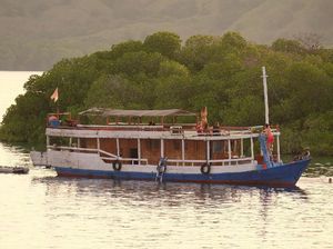 Liburan di Labuan Bajo, Cobain Bermalam di Kapal Wisata