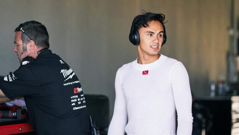 Pembalap Berdarah Indonesia Luis Leeds Menangi Balap Formula 4 GP Australia Pembalap Berdarah Indonesia Luis Leeds Menangi Balap Formula 4 GP Australia