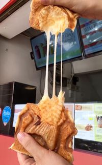 Tak Hanya Ogura, Kini Ada Taiyaki Sandwich dan Berisi Es Krim