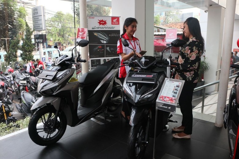 Penjualan Motor. Foto: Dok. AHM Penjualan Motor. Foto: Dok. AHM