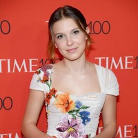 Meskipun sudah putus, aktris 15 tahun tersebut menyatakan akan tetap berteman dan berhubungan baik. Keputusan ini dari kedua belah pihak, ungkapnya. Foto: Getty Images