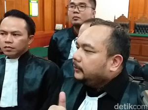 Ucap Syukur Kuasa Hukum Ahmad Dhani di Sidang Kasus Idiot