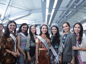 Foto: Cantiknya Puteri Indonesia 2019 Saat Dampingi Jokowi Naik MRT