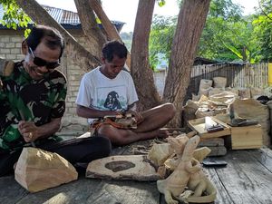Cerita 4 Presiden Terpukau Patung Buatan Warga Komodo