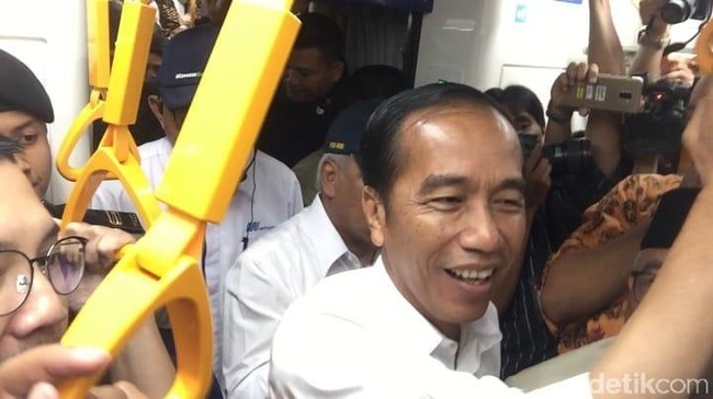Mengintip Cara SBY dan Jokowi Manjakan PNS