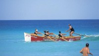 Traveler juga bisa main kayak, perahu atau sekadar berenang di sekitar pantai (Tourism Western Australia)    