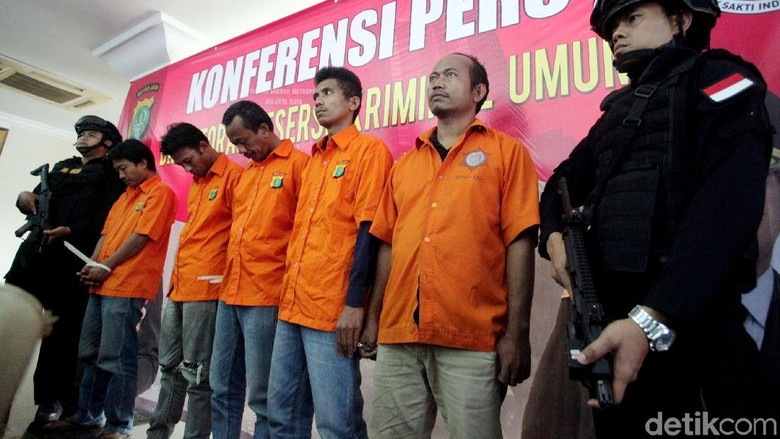 Polisi: Ketua Serikat Otaki Pembajakan Mobil Tangki Pertamina ke Istana Polisi: Ketua Serikat Otaki Pembajakan Mobil Tangki Pertamina ke Istana