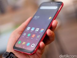 Unboxing Redmi Note 7 Buatan Indonesia