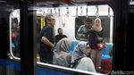 Begini Ramainya Stasiun MRT yang Dipenuhi Warga Jakarta