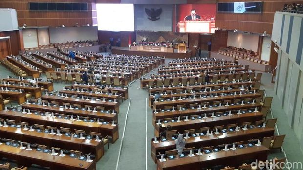 Sepi, Banyak Bangku Kosong di Pembukaan Masa Sidang DPR