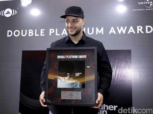 Selamat! Album Maher Zain Raih Double Platinum di Indonesia