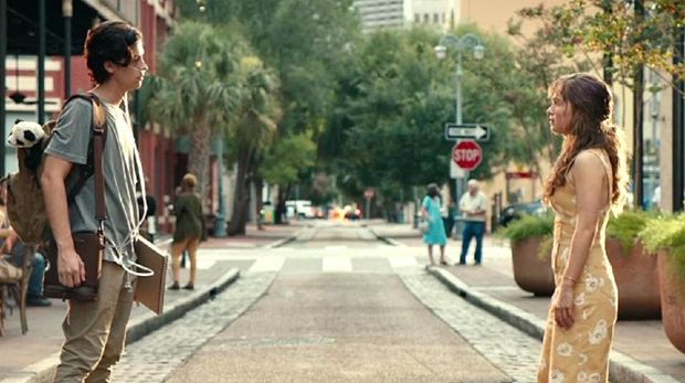 'Five Feet Apart': Sedihnya Tak Bisa Menyentuh yang Dicinta