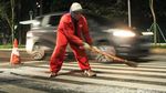 Zebra Cross Halte GBK Mulai Dihapus