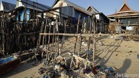 Warga Pulau Messah nampaknya belum merasakan dampak dari keberadaan sampah di lingkungannya itu.
