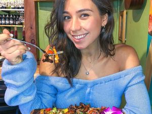 3 Influencer Vegan yang Makan Daging dan Jadi Kontroversi