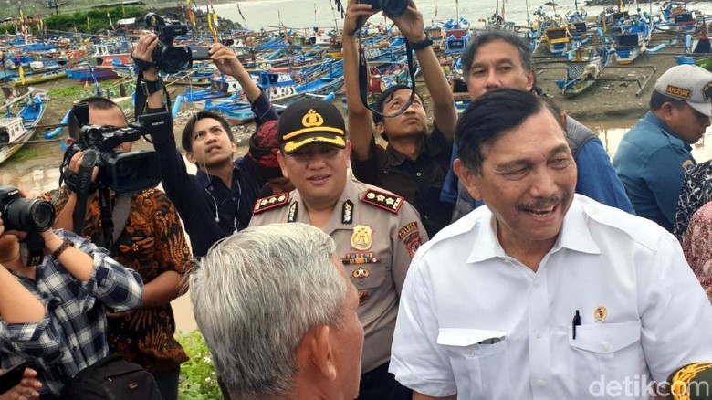 Penangkaran Benih Lobster Siap Dibangun di Cisolok Sukabumi Penangkaran Benih Lobster Siap Dibangun di Cisolok Sukabumi