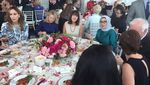 Terima Kue hingga Disuapi, Ini Momen Mesra Mufidah Kalla dan Jusuf Kalla