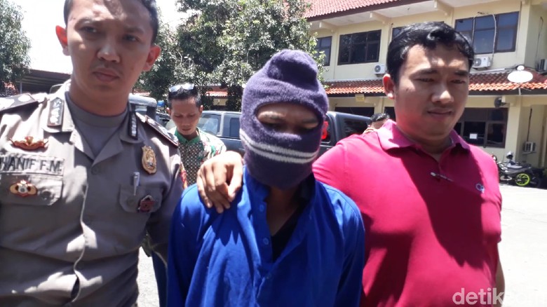 Tiap Hari Jualan Bareng, Farid Tega Selingkuhi Istri Yonang Tiap Hari Jualan Bareng, Farid Tega Selingkuhi Istri Yonang