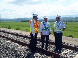 Menhub: Kereta Makassar-Parepare Angkut Penumpang dan Barang