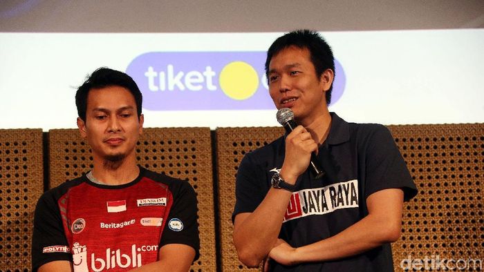 Hendra Setiawan/Mohammad Ahsan saat penghargaan di GIK. (Rengga Sancaya/detikSport) Hendra Setiawan/Mohammad Ahsan saat penghargaan di GIK. (Rengga Sancaya/detikSport)