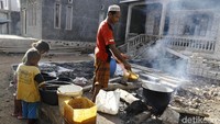 Dikampung inilah warga mengolah teripang sebelum akhirnya dijual kembali.