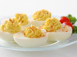 Ini Trik Bikin Deviled Egg Anti Gagal dari Nigella Lawson