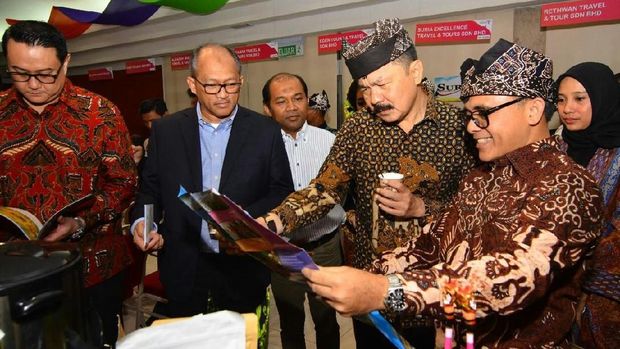 Bupati Banyuwangi, Abdullah Azwar Anas 