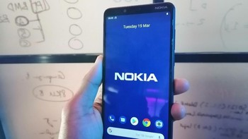 Setelah diluncurkan di India pada Oktober 2018, Nokia 3.1 plus akhirnya resmi masuk Indonesia. (Foto: Muhamad Imron Rosyadi/detikINET)