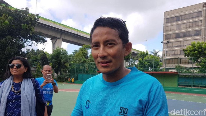 Menteri Tak Diundang di Debat Capres, Sandi Singgung Benturan Kepentingan Menteri Tak Diundang di Debat Capres, Sandi Singgung Benturan Kepentingan