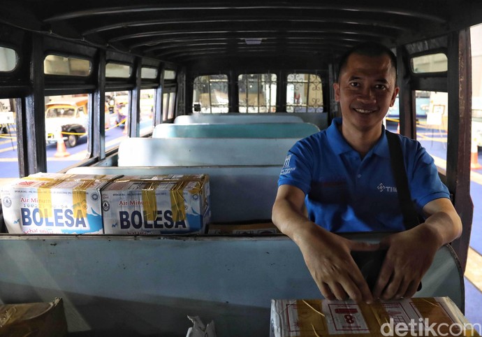 Bus-bus Jadul Rayu Pengunjung Jiexpo Kemayoran