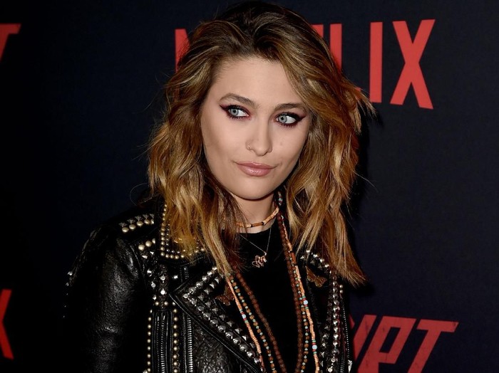 Paris Jackson HOLLYWOOD, CALIFORNIA - MARCH 18: Paris Jackson arrives at the premiere of Netflixs The Dirt at ArcLight Hollywood on March 18, 2019 in Hollywood, California. (Photo by Kevin Winter/Getty Images)