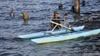 Di lokasi wisata ini, pengelola menyiapkan sedikitnya 9 unit sepeda laut, yang dapat disewa pengunjung dengan merogoh kocek Rp 10-15 ribu/jam (Abdy/detikcom)