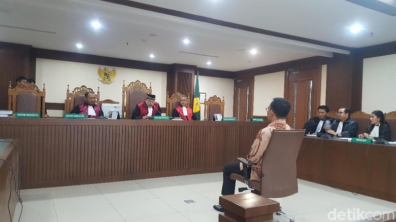 Eks Manajer PT HK Didakwa Rugikan Negara Rp 56,9 M di Proyek IPDN Eks Manajer PT HK Didakwa Rugikan Negara Rp 56,9 M di Proyek IPDN