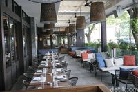 Bersantap Ditemani Suasana Industrial New York di Vong Kitchen Jakarta
