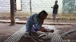 Berkenalan dengan Liman, Si Kakek Pembuat Bubu
