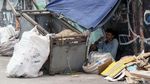 Bangunan Liar dan Sampah Plastik Berjejer di Bantaran BKB