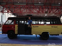 Kala Bus Klasik Jadi Spot Swafoto Pengunjung Busworld 2024