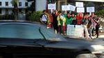 Atraksi Srikandi Unyu Ajak Tertib Berlalu Lintas
