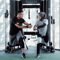 Saat berolahraga, Soraya jarang memakai busana bertumpuk. Ia terlihat lebih senang memakai baju yang simple, kecuali saat berlari di Jepang yang dingin. Kala itu ia harus memakai jaket. Foto: Instagram