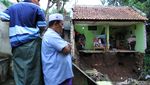 Penampakan Rumah yang Rusak Karena Banjir di Ujungberung