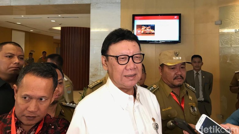 Prabowo Sindir Pembangunan Indonesia Timur, Mendagri: Kurang Lihat TV Prabowo Sindir Pembangunan Indonesia Timur, Mendagri: Kurang Lihat TV