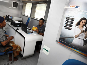 Bahagianya Masyarakat di Kepulauan NTT Bisa Nabung di Bank Terapung