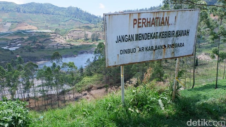 Aki CCTV Kawah Sileri Dieng Hilang Aki CCTV Kawah Sileri Dieng Hilang