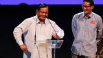 Prabowo Kembali Menari dan Dipijat Sandiaga