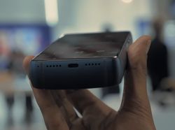 Patungan Bikin Ponsel Batu Bata Gagal Total