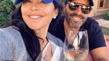 Potret keakraban Lauren dengan Michael. Sebelum kejadian ini, mereka memang sangat dekat. Michael pun berperan sebagai manajer Lauren. Foto: Facebook