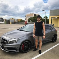 Si ganteng ini kabarnya juga belum punya kekasih. Sebelumnya, dia jadi viral karena mencari kekasih untuk rayakan Valentine. Foto: Instagram (@matthewlepre)