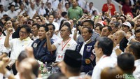 Ketua TKN Erick Thohir, Ketum Golkar Airlangga Hartarto politisi senior PDIP Pramono Anung, Ketua Kadin Rosan Roeslani hingga Ketua Tim Ahli Wapres, Sofjan Wanandi juga hadir dalam acara tersebut. Rosan diketahui juga merupakan Wakil Ketua TKN Jokowi-JK.