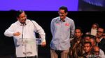 Prabowo Kembali Menari dan Dipijat Sandiaga
