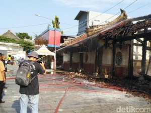 Jejak Bangunan Kong Tik Soe di Tay Kak Sie yang Hangus Pagi Tadi